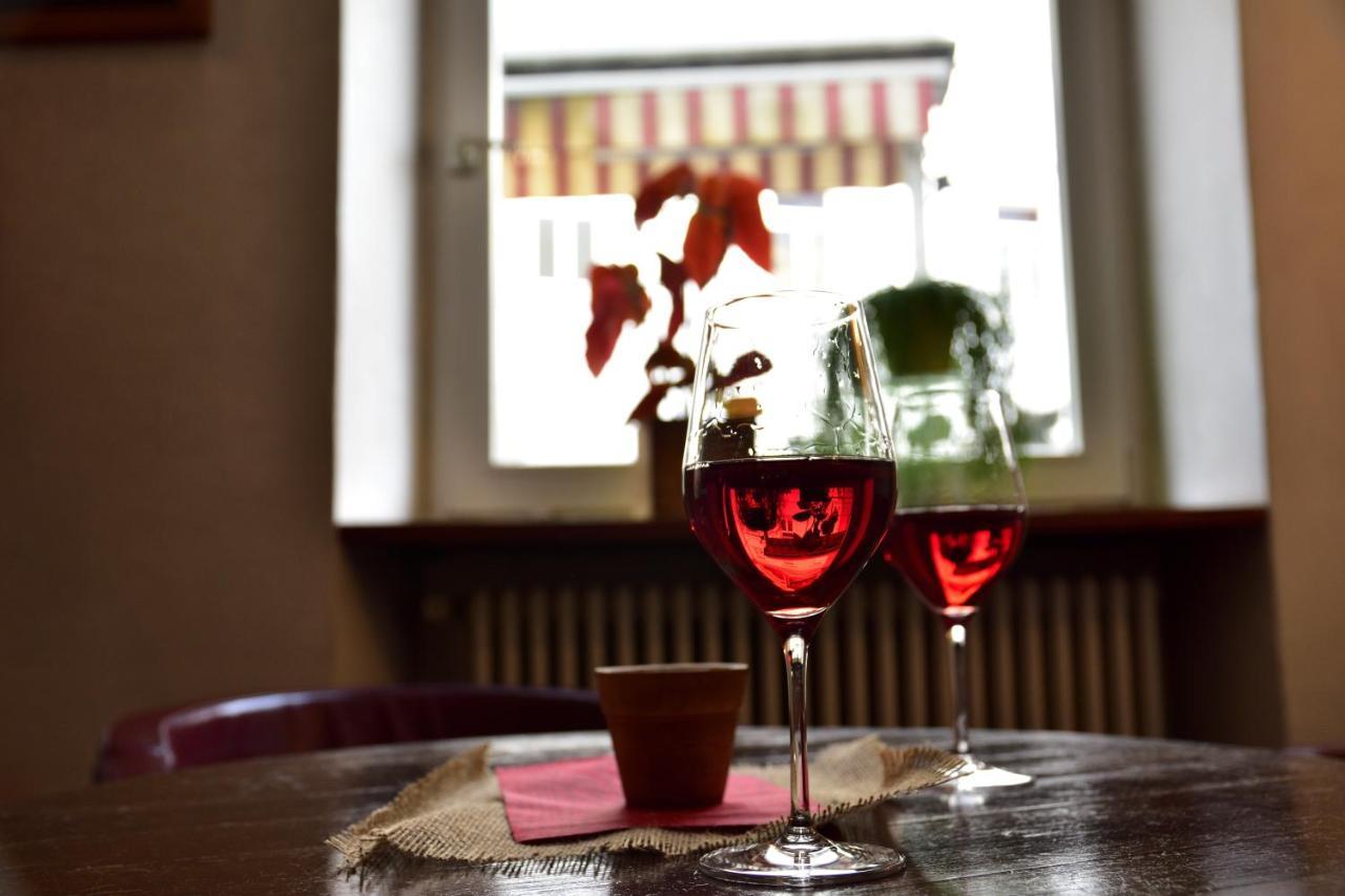 Hotel Krone บรูนิโก ภายนอก รูปภาพ