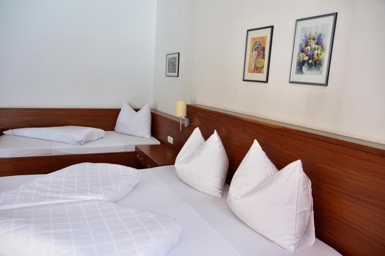 Hotel Krone บรูนิโก ภายนอก รูปภาพ